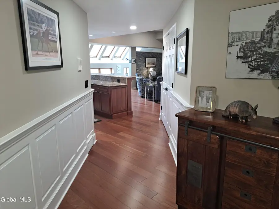 106 Spring St Street #8, Saratoga Springs, NY 12866 - Image #2