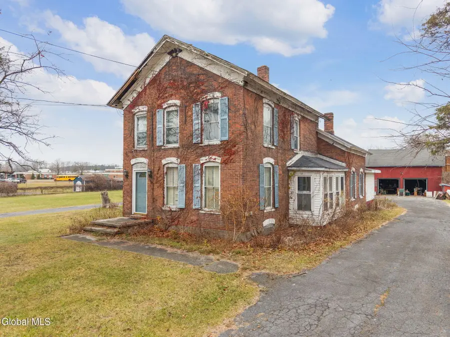1065 Dix Avenue, Kingsbury, NY 12839 - Image #2
