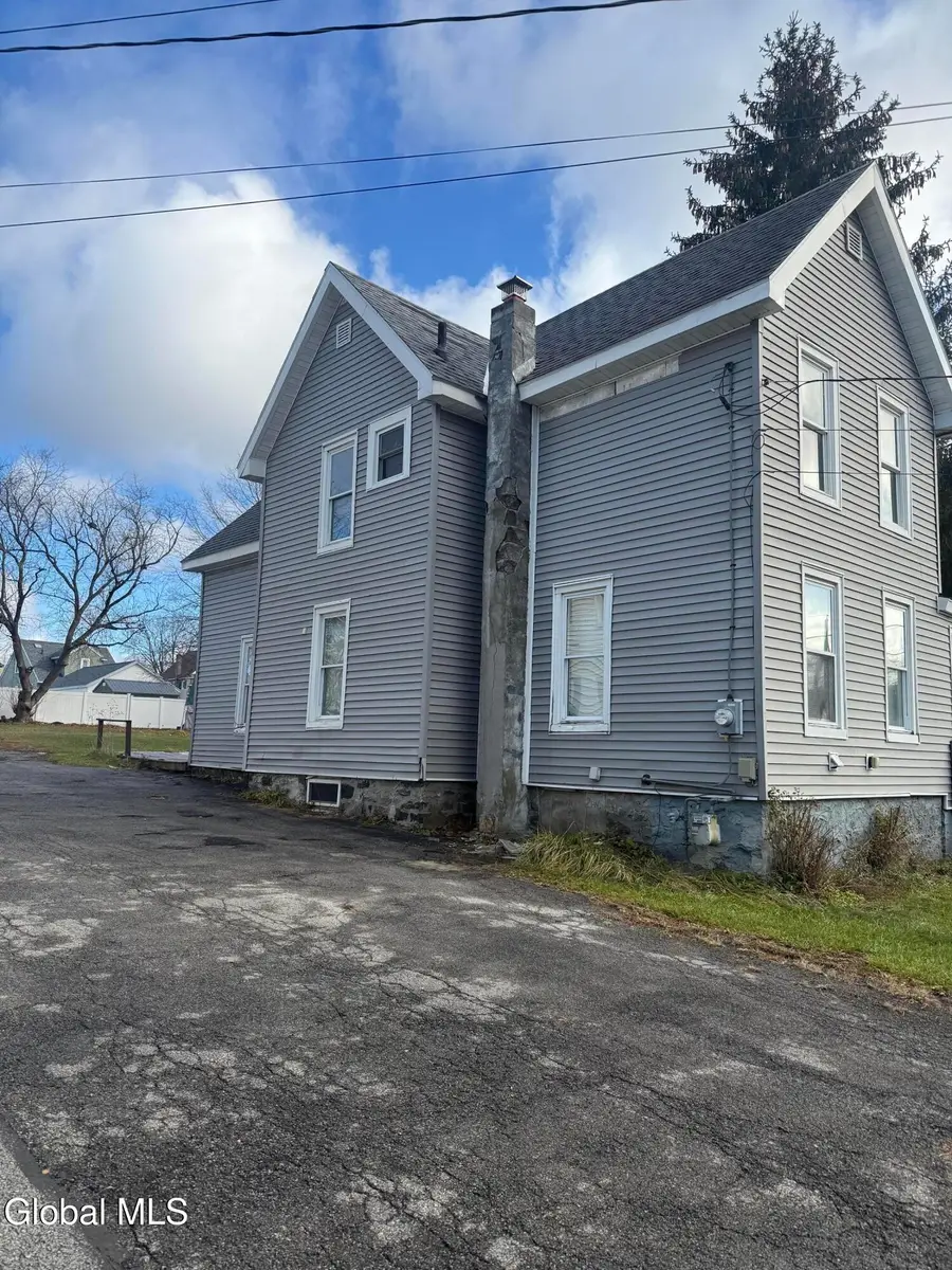 19 Matthew Street, Johnstown, NY 12095 - Image #2