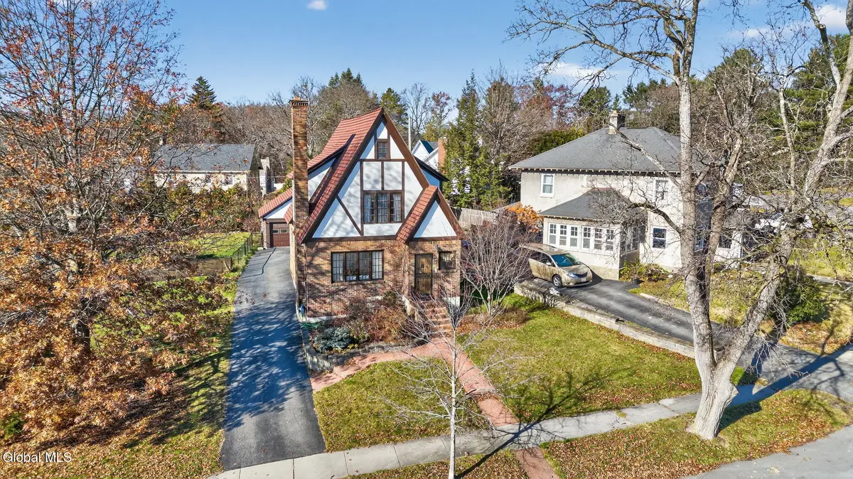 14 Coolidge Road, Amsterdam, NY 12010 - Image #1