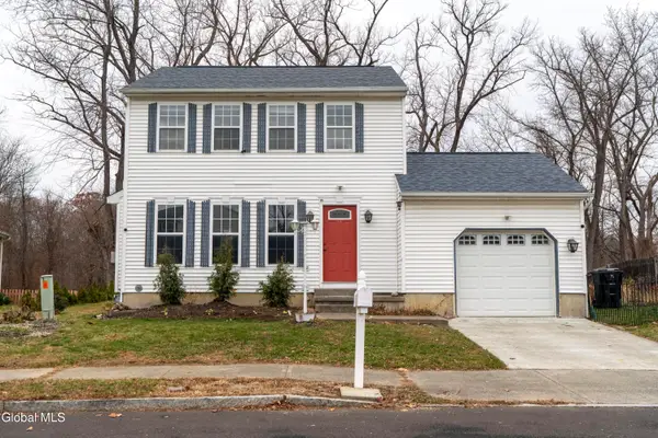 58 Wynantskill Way, Troy, NY 12180