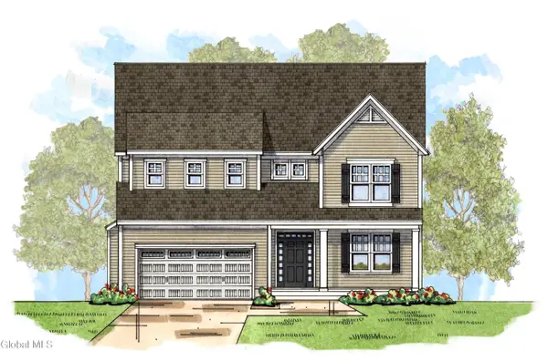 9 Plumas Place, Wilton, NY 12866