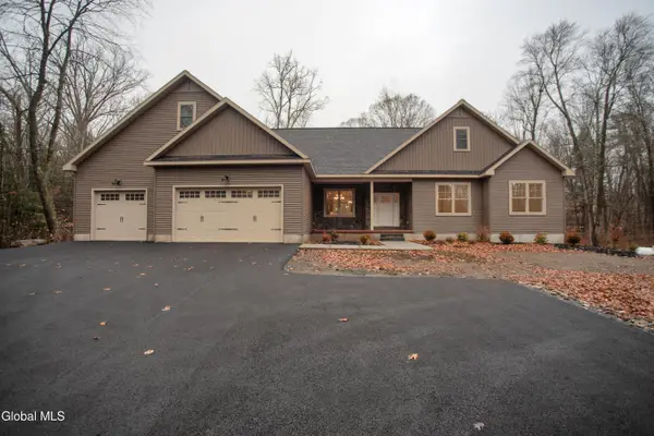 29 Sweet Road, Moreau, NY 12831