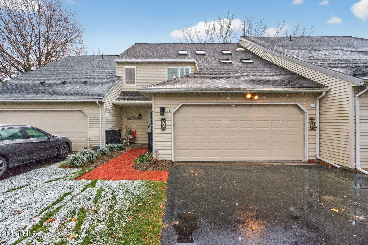 14 Carrie Court, Niskayuna, NY 12309 - Image #1