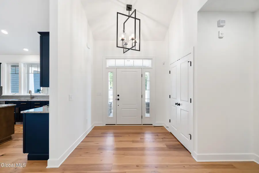 6 Cannon Royal Drive, Saratoga Springs, NY 12866 - Image #2