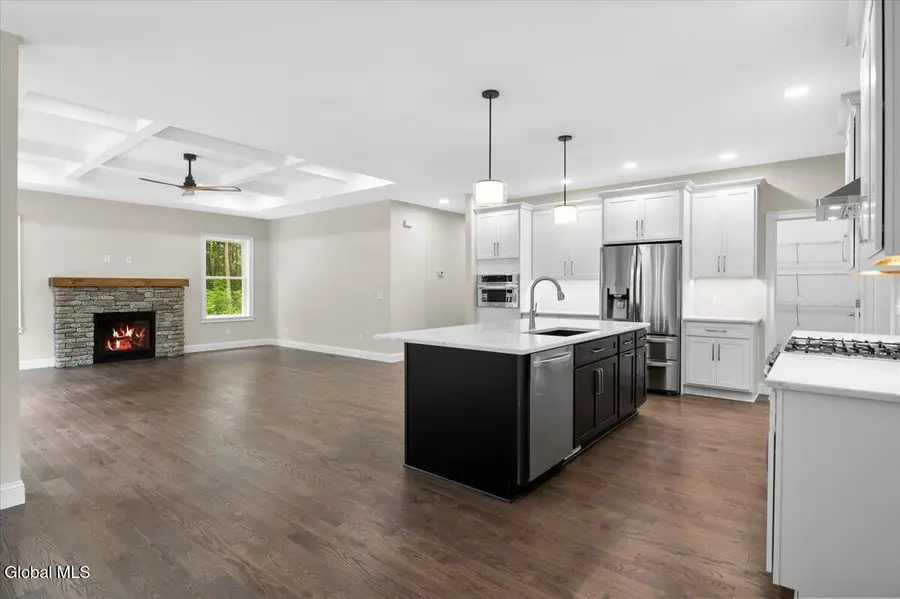 330 Selfridge Road, Moreau, NY 12831 - Image #2