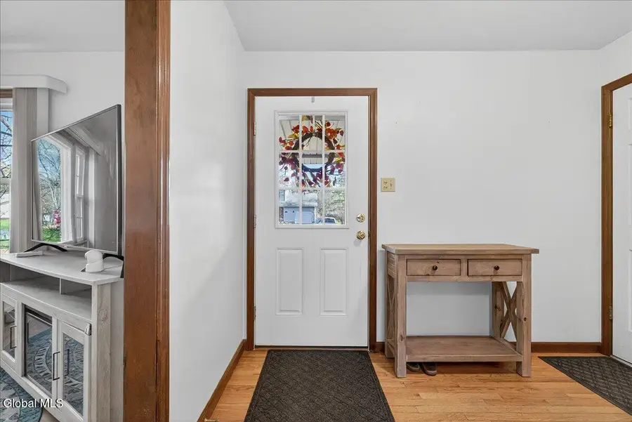 39 University Street, Bethlehem, NY 12158 - Image #3