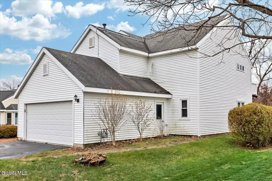 33 Rockefeller Boulevard, East Greenbush Town, NY 12144 - Image #3