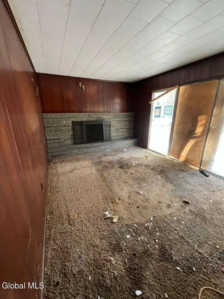 655 Fillmore Avenue, Niskayuna, NY 12304 - Image #2