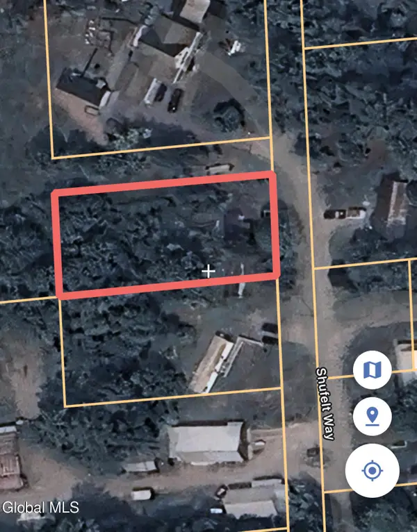 21 Shufelt Way, Schroon, NY 12870