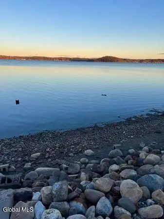 86 Riley Cove Road, Malta, NY 12020 - Image #2