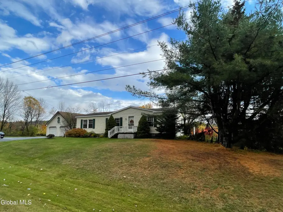 492 New York 22, Ticonderoga, NY 12883 - Image #3