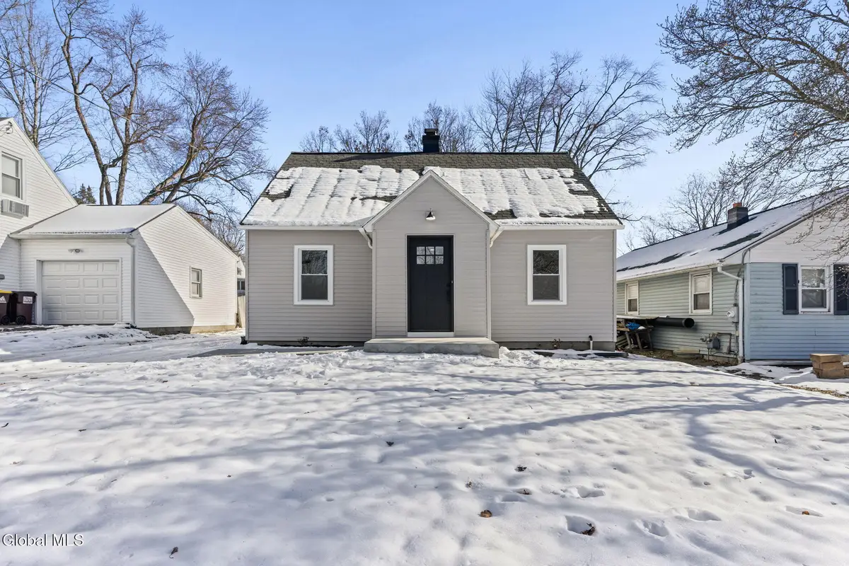 22 Elmwood Court, North Greenbush, NY 12198 - Image #1