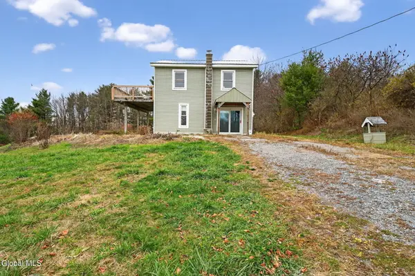 55 Hulett Road, Granville, NY 12832