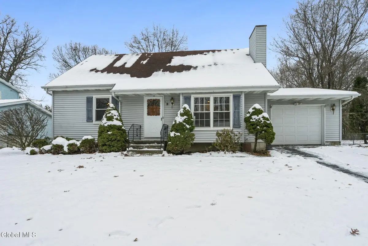 8 Allyson Court, Colonie, NY 12205 - Image #1