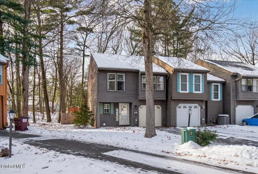 36 Tekakwitha Court, Clifton Park, NY 12065 - Image #3