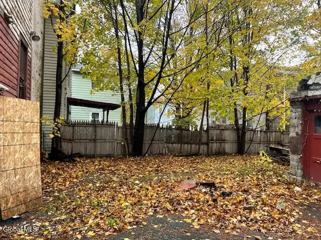 23 Glen Avenue, Troy, NY 12180 - Image #2