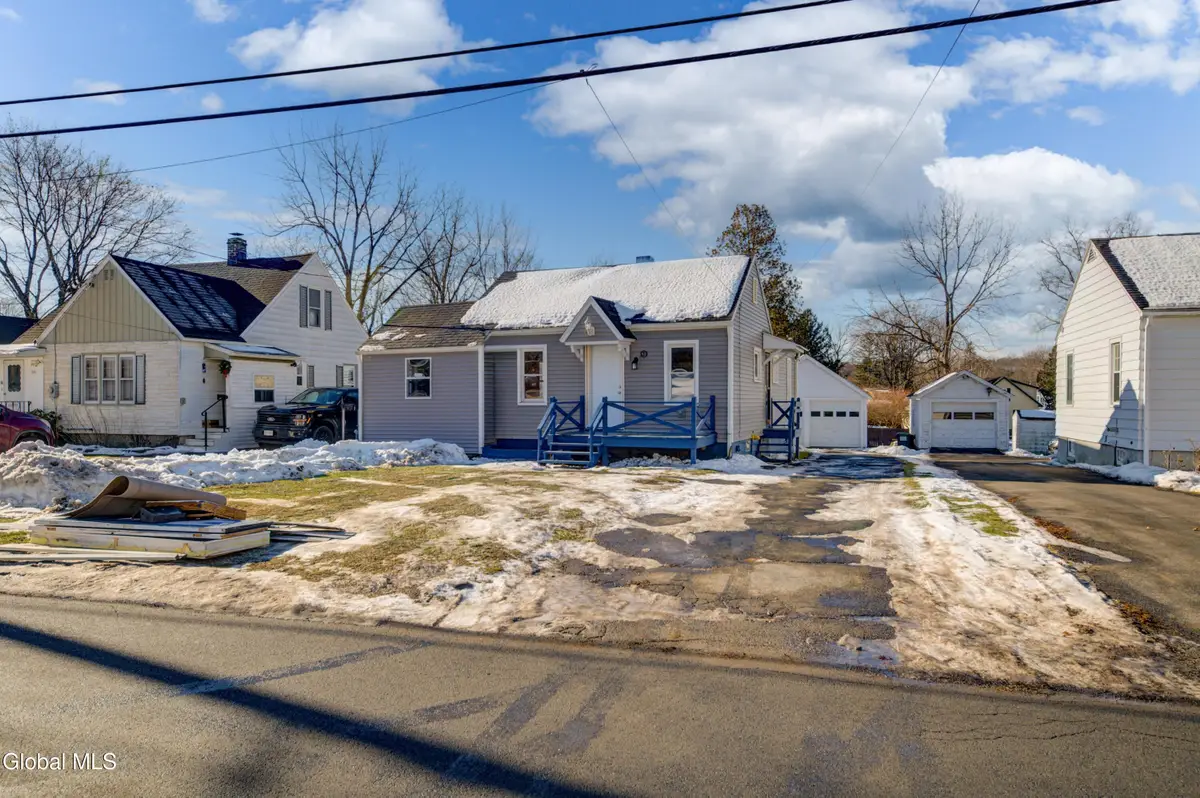 92 Maple Avenue, Canajoharie, NY 13317 - Image #1