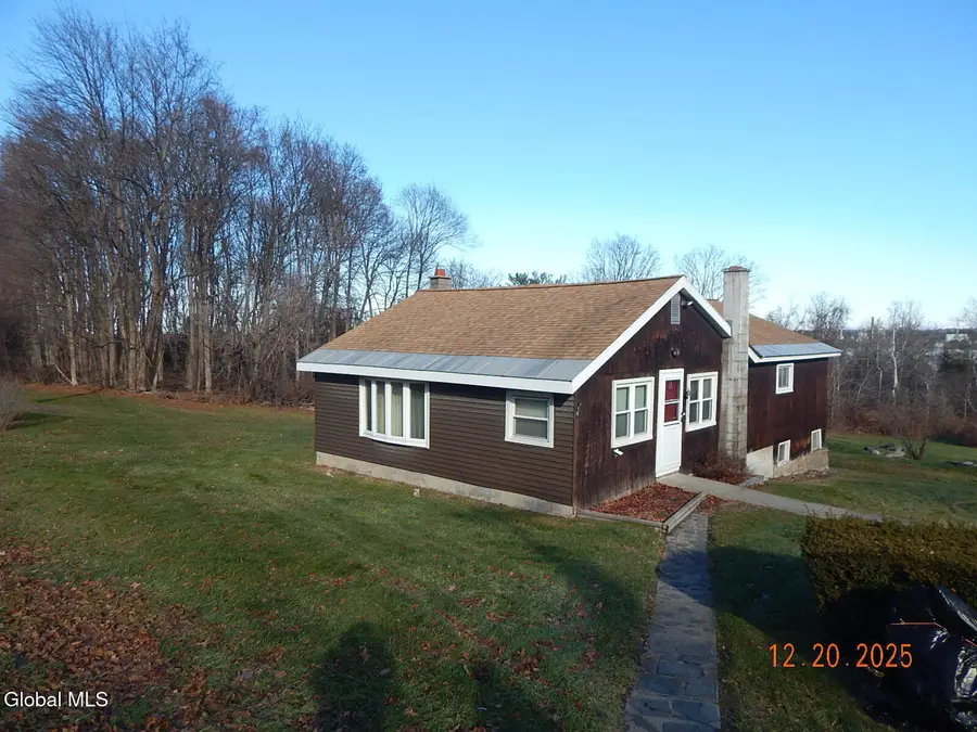250 Old Quarry Road, Bethlehem, NY 12067 - Image #2