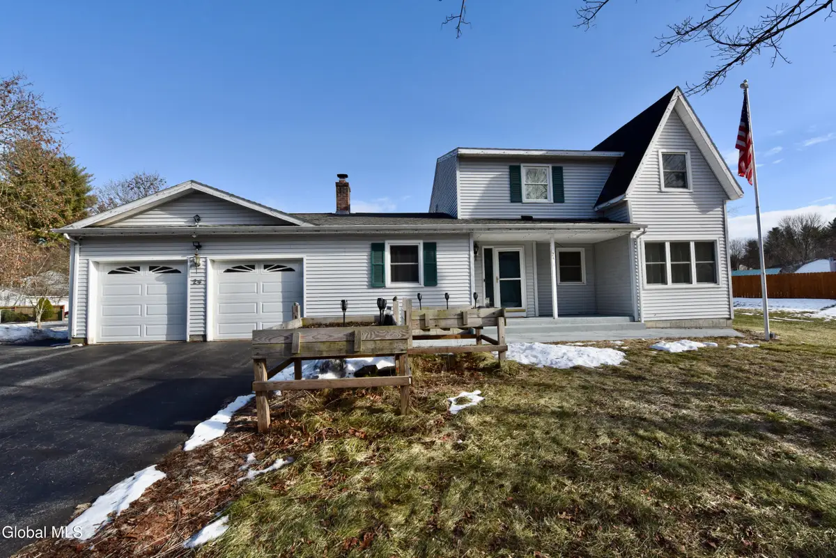 24 Cramer Path, Northumberland, NY 12831 - Image #1