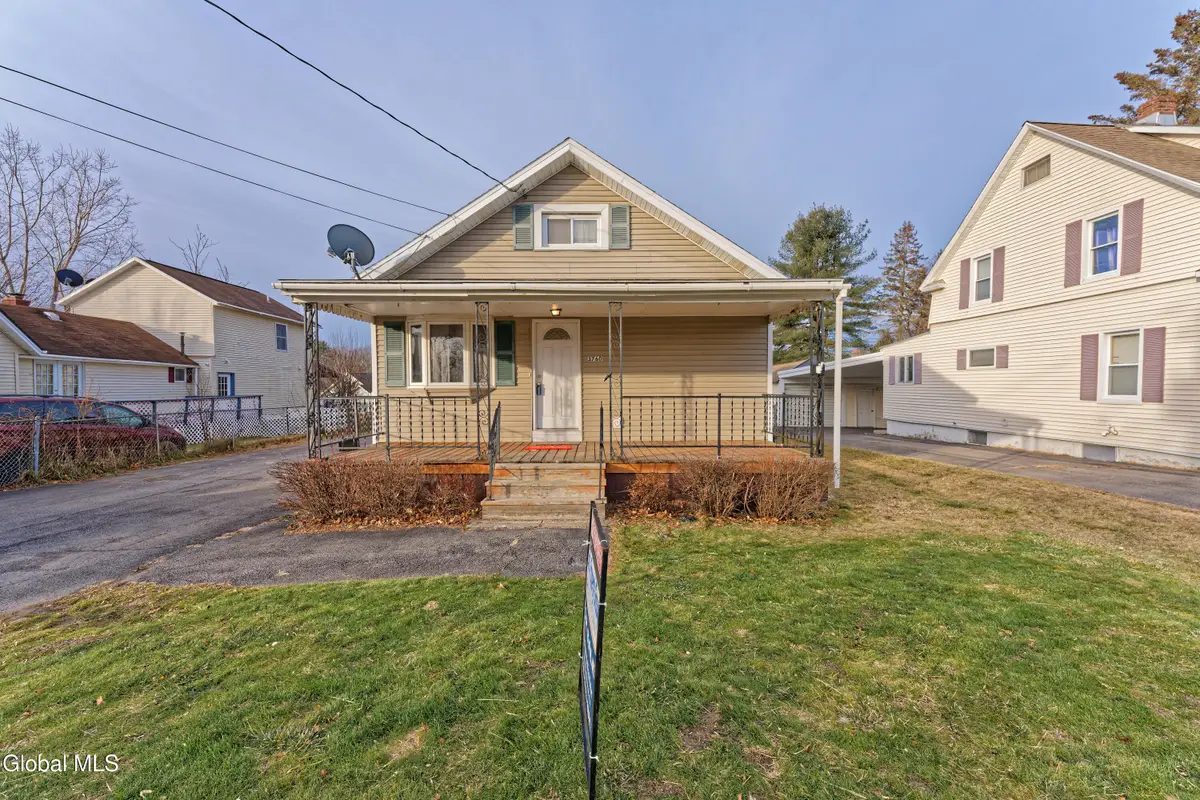 3760 Albany Street, Niskayuna, NY 12304 - Image #1