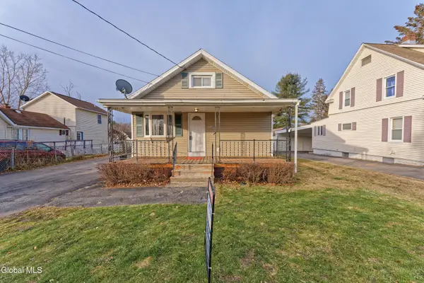 3760 Albany Street, Niskayuna, NY 12304