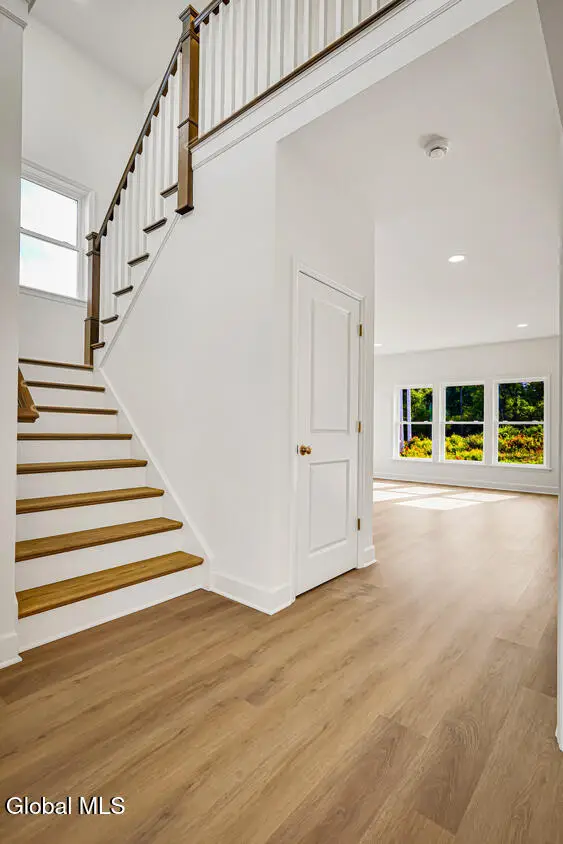 11 Stone Creek Drive, East Greenbush, NY 12061 - Image #2