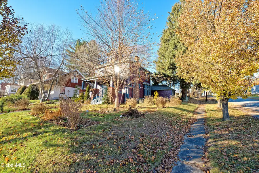 18 1st Avenue, Mayfield, NY 12117 - Image #3