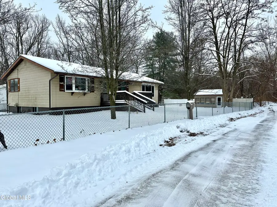 304 Dearborn Avenue, Schenectady, NY 12304 - Image #2