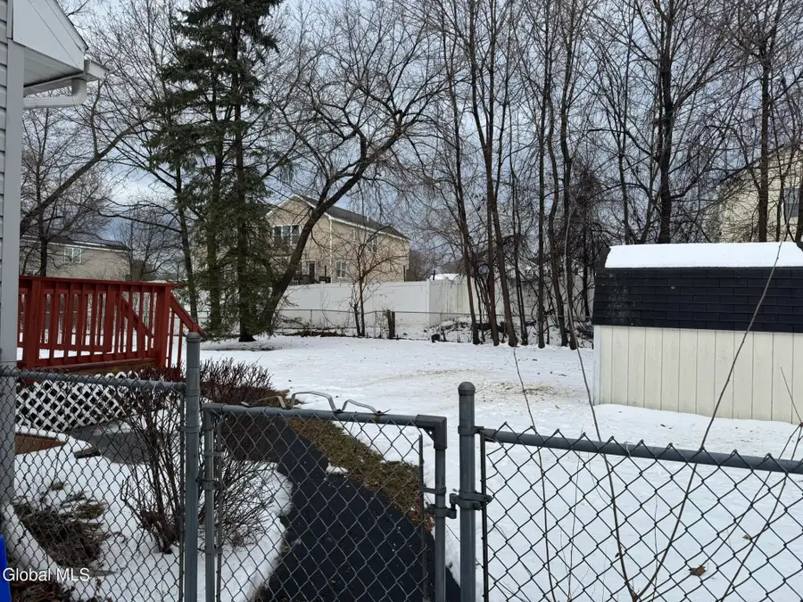 18 Carroll Place, Troy, NY 12180 - Image #3