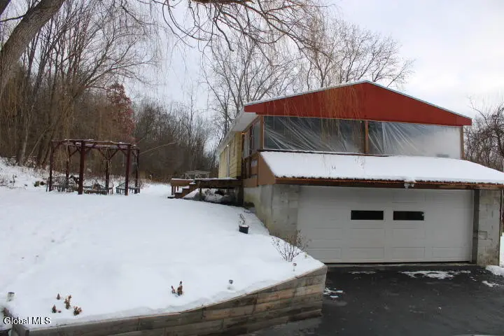 5764 Amsterdam Road, Schenectady, NY 12302 - Image #2