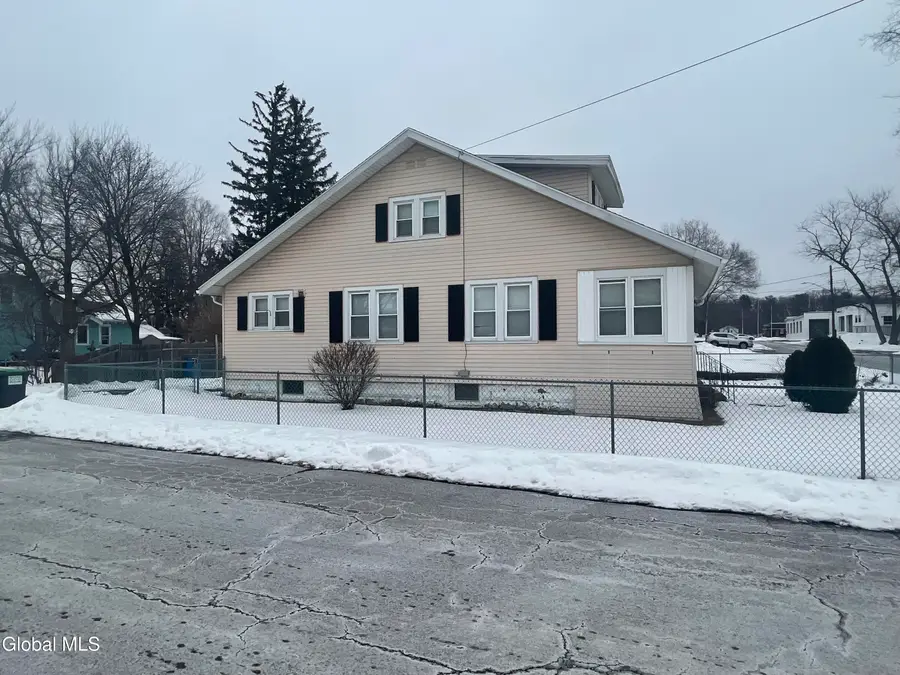 13 Washington Avenue, Colonie, NY 12205 - Image #3