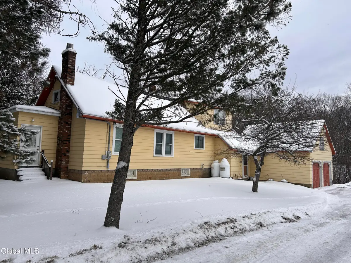 730 Sacandaga Road, Glenville, NY 12302 - Image #1