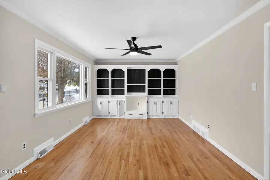 271 Vly Road, Colonie Town, NY 12309 - Image #2