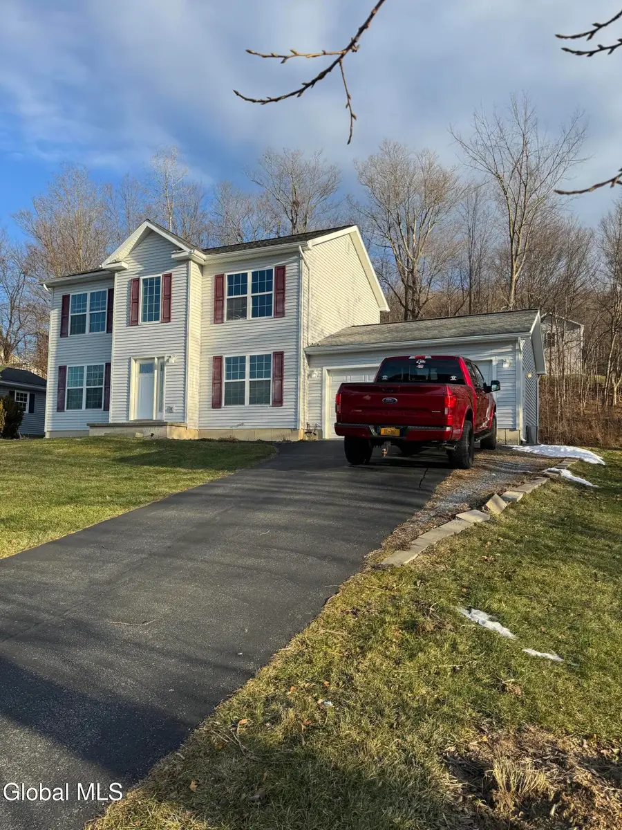 31 Saratoga Street, Hoosick Falls, NY 12090 - Image #3