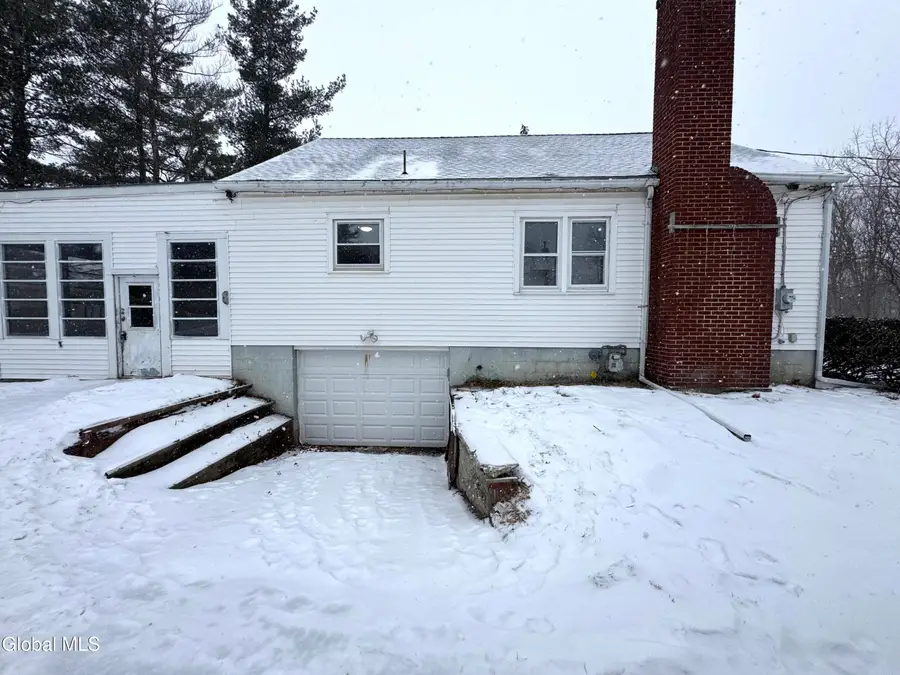 25 Glenmore Road, North Greenbush, NY 12180 - Image #3