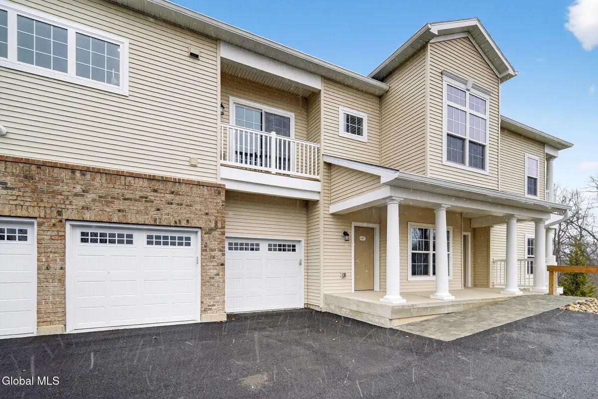 607 Vly Pointe Drive, Niskayuna, NY 12309 - Image #1