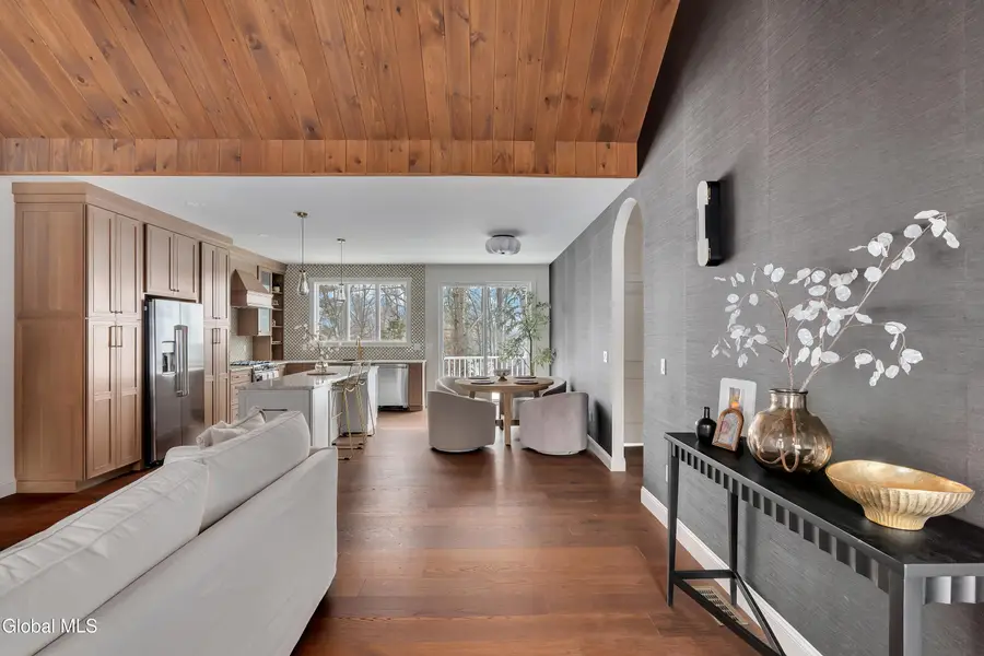 27 Woodland Hill Road, North Greenbush, NY 12198 - Image #3