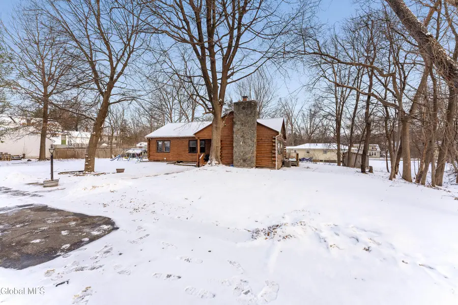 325 Belgrade Street, Schaghticoke Town, NY 12182 - Image #2