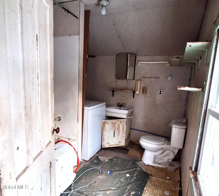 29 Moss Street, New Berlin, NY 13411 - #2