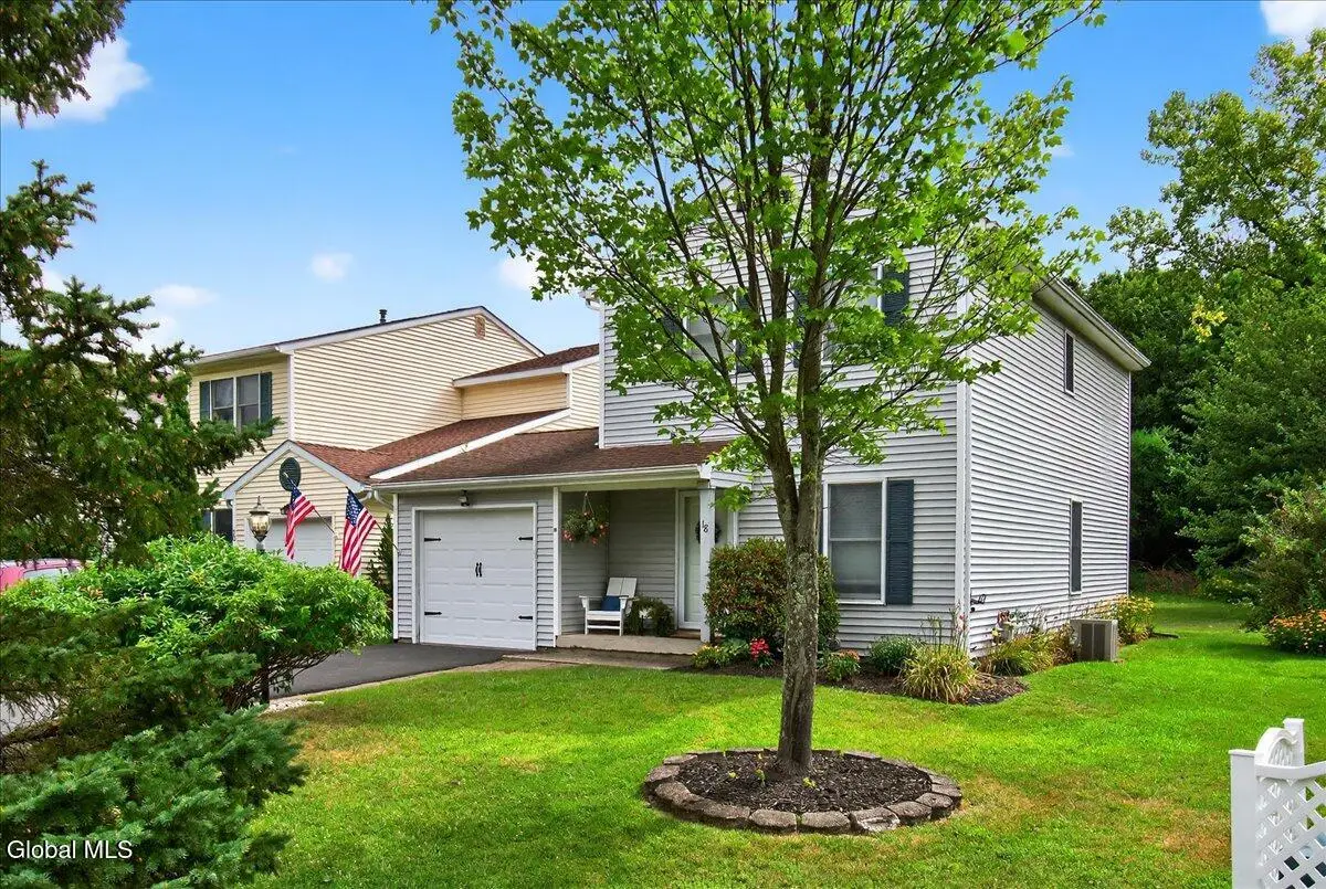 18 Cooks Court, Halfmoon, NY 12188 - Image #1