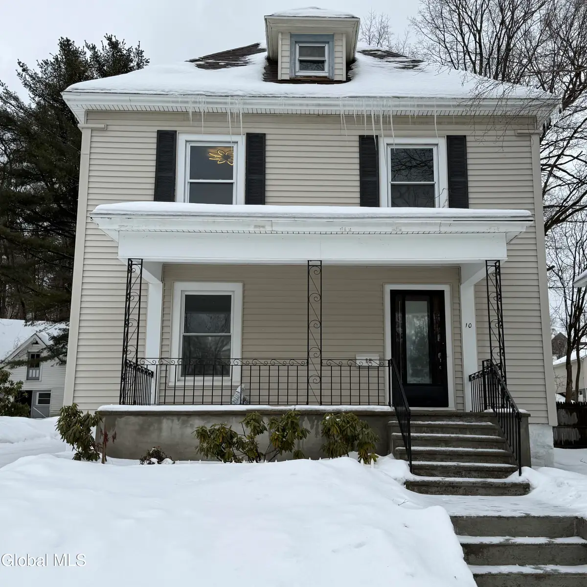 10 6th Street, Gloversville, NY 12078 - Image #1