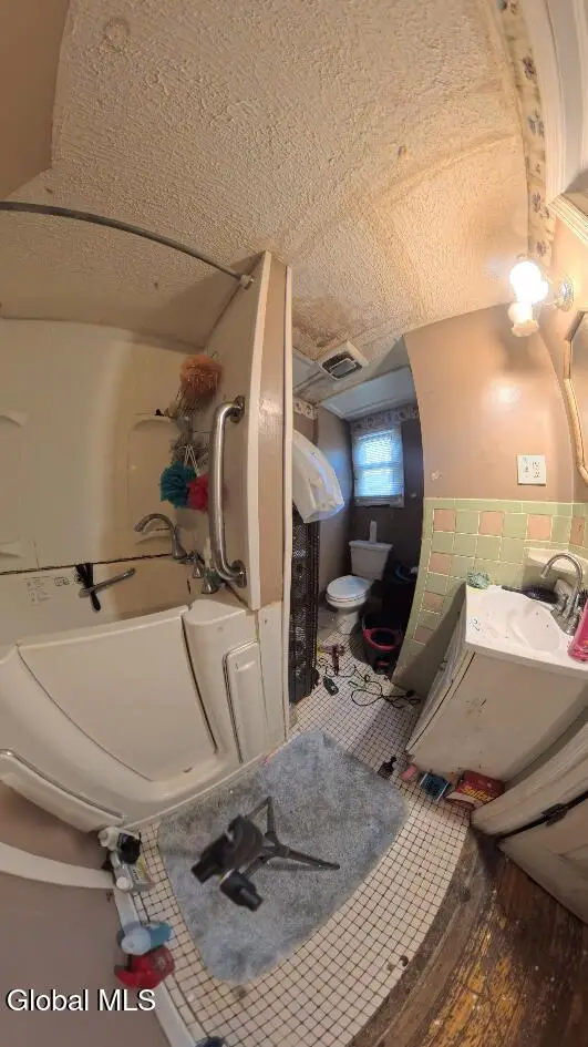 963 Strong Street, Schenectady, NY 12307 - Image #2