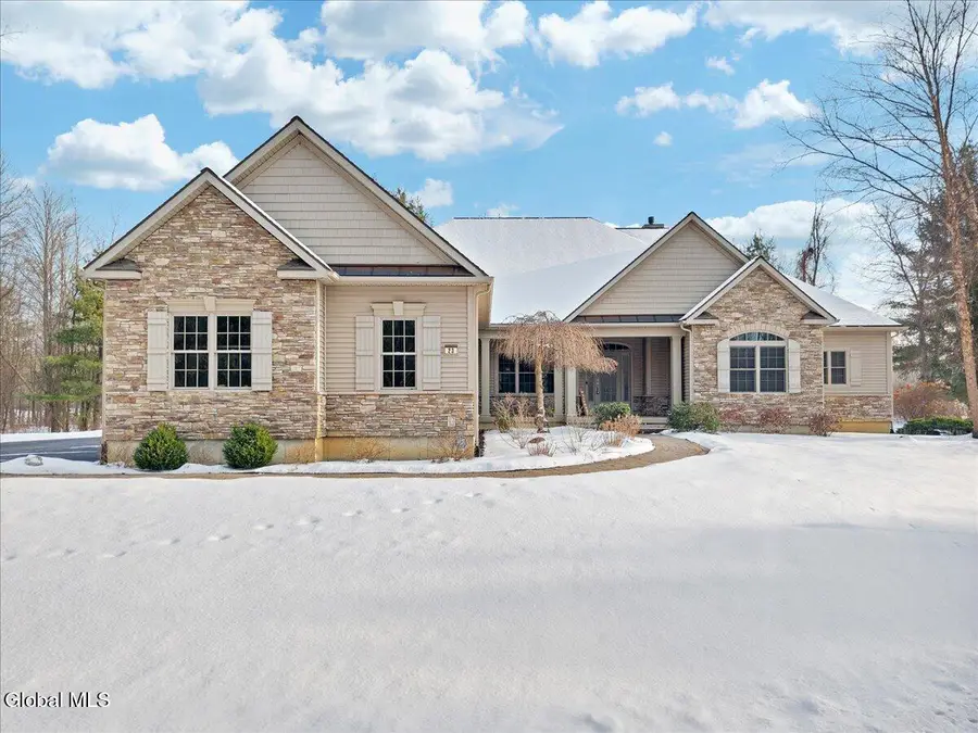 23 Legends Way, Ballston Lake, NY 12019 - Image #2