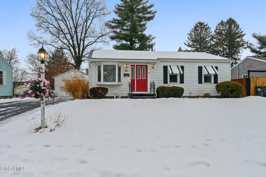 10 Mildred Lane, Colonie Town, NY 12110 - Image #2