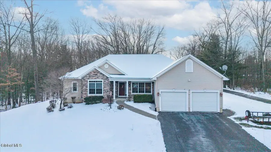21 Wesley Court, Akron, NY 12188 - Image #2