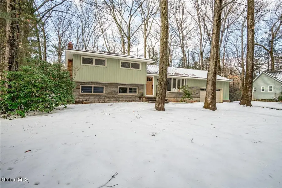 9 Wheeler Drive, Clifton Park, NY 12065 - Image #2