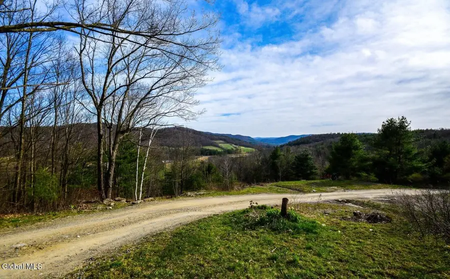 277 Breese Hollow Road, Hoosick Falls, NY 12090 - Image #2