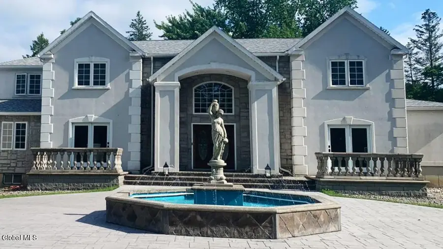 2820 Balltown Road, Niskayuna, NY 12309 - Image #2