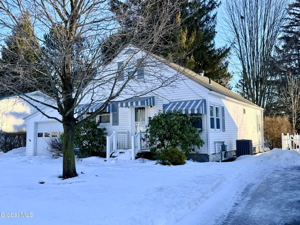 216 N Chase Street, Johnstown, NY 12095 - Image #1